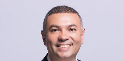 Kash Sharma gjajgg