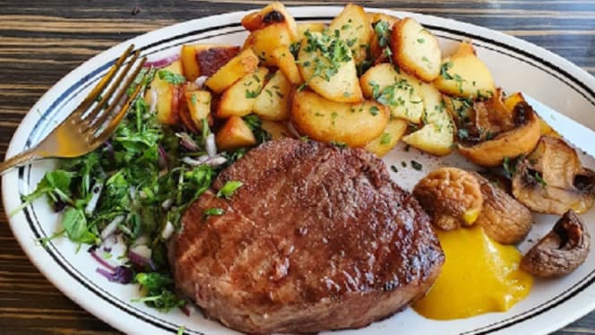 Stage Door Steakhouse & Bar - 2