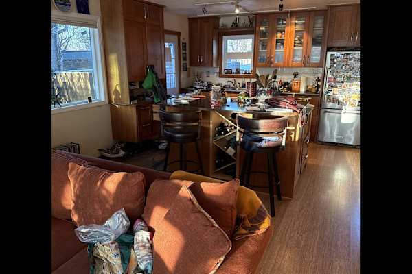 House sit in Anchorage, AK, US
