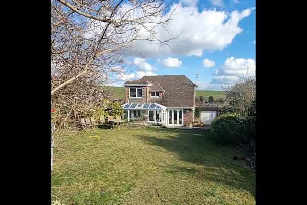 House sit in Brighton, United Kingdom