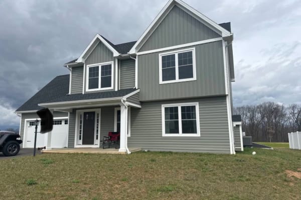 House sit in Shippensburg, PA, US