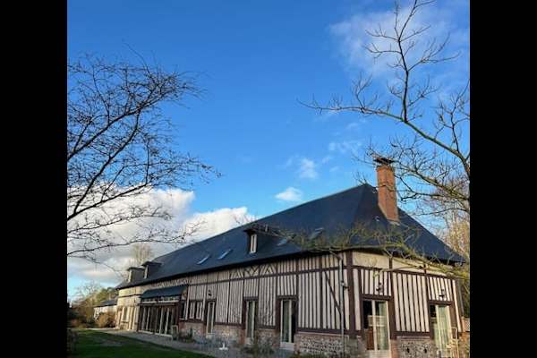 House sit in Offranville, France