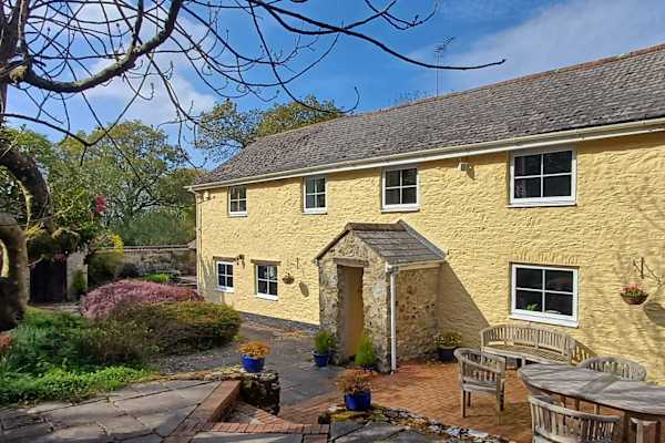 House sit in Hemyock, United Kingdom