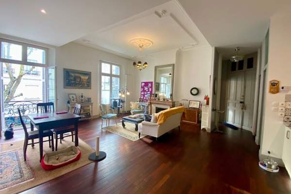 House sit in Saumur, France